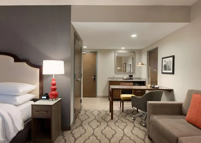 Embassy By Hilton Chicago Hotel