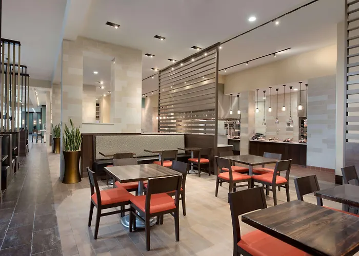 Embassy By Hilton Chicago 4* Naperville