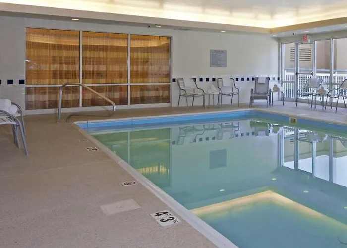 Embassy By Hilton Chicago 4* Naperville