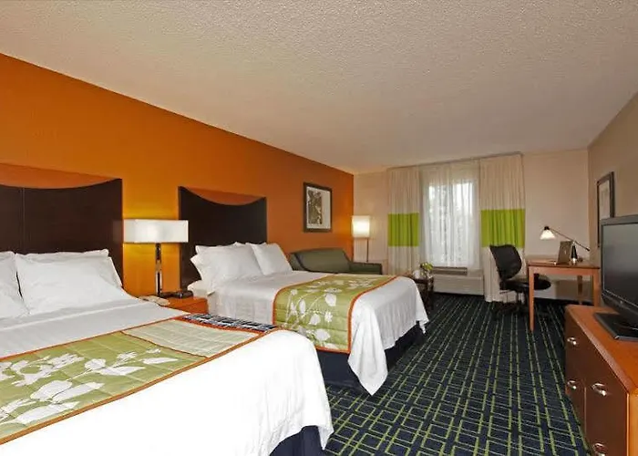 Hotel Embassy By Hilton Chicago Naperville